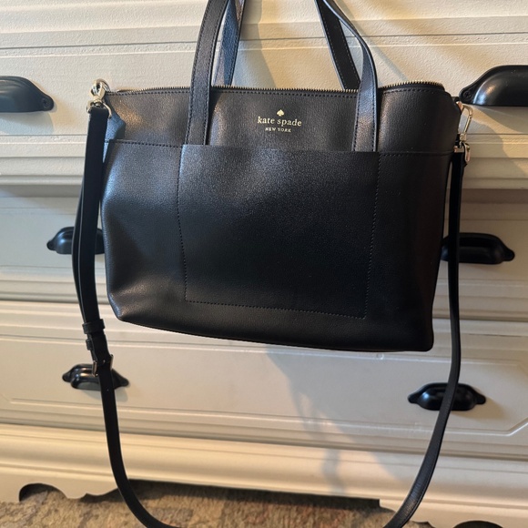 kate spade Handbags - Medium Kate spade purse